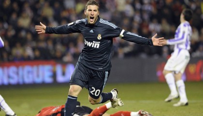 开云体育-《精彩战队转会：多支顶级队伍阵容调整》，精彩来袭是什么意思